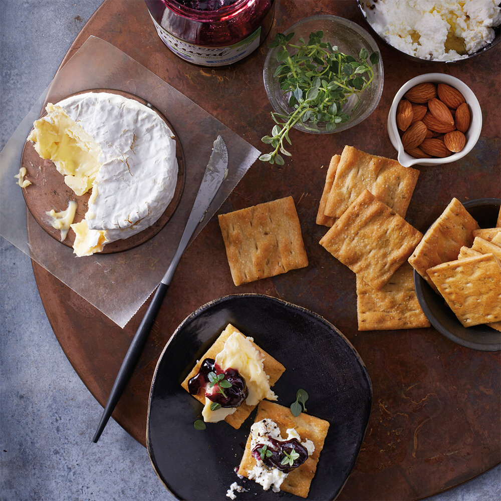 Fruit and Cheese Platter | Smucker's®